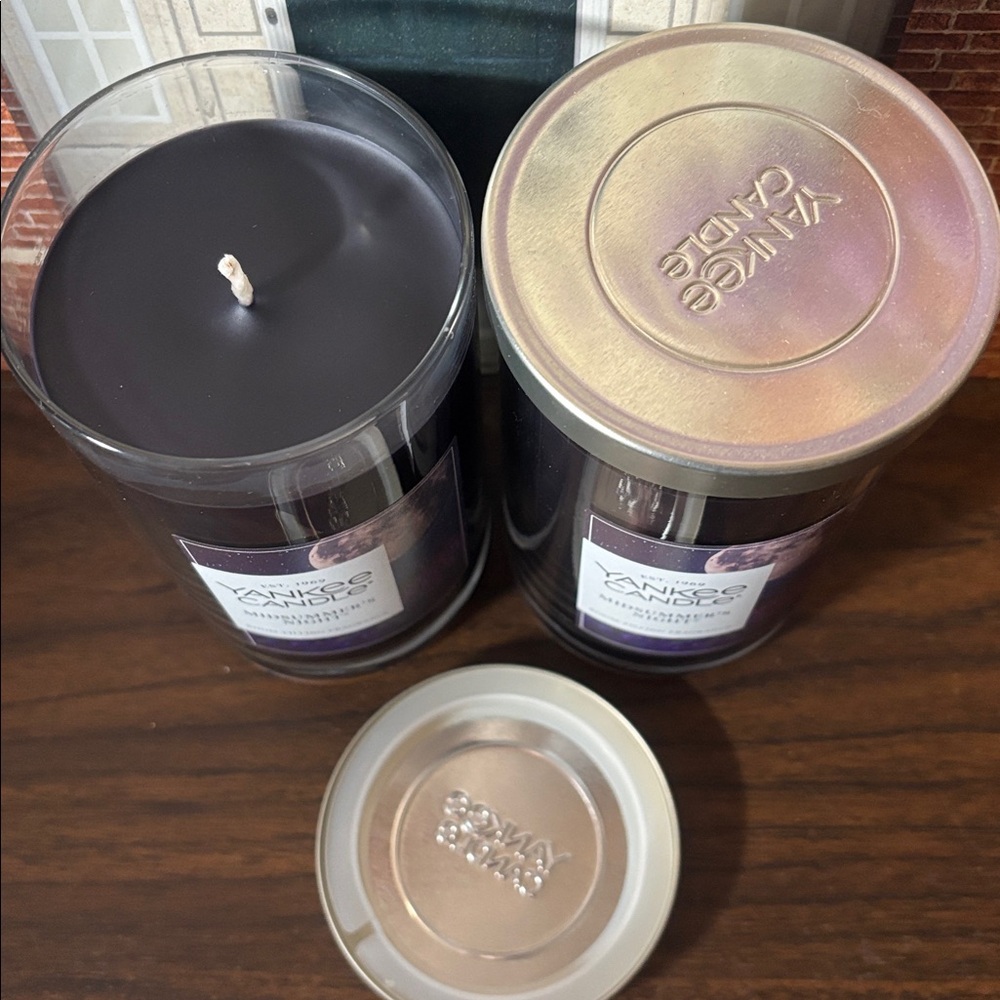 Yankee Candle Midsummer's Night Medium Duo! - Picture 2 of 3